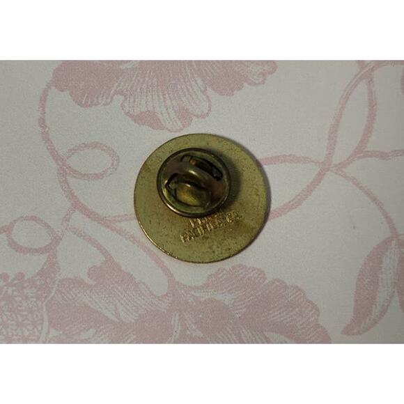 SF San Francisco CA Cable Car Conductor Pin for a Hat, Lapel, Lanyard or Jacket - Picture 2 of 3